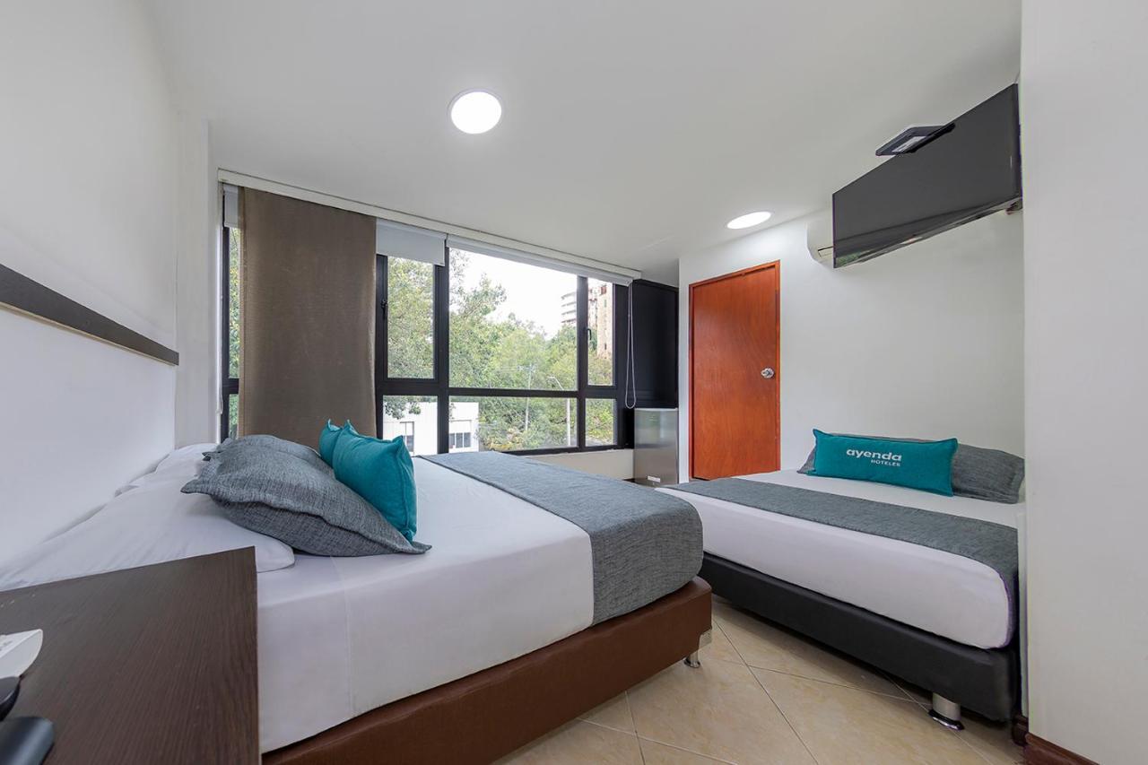 Hotel Ayenda Palo Alto Medellín Buitenkant foto