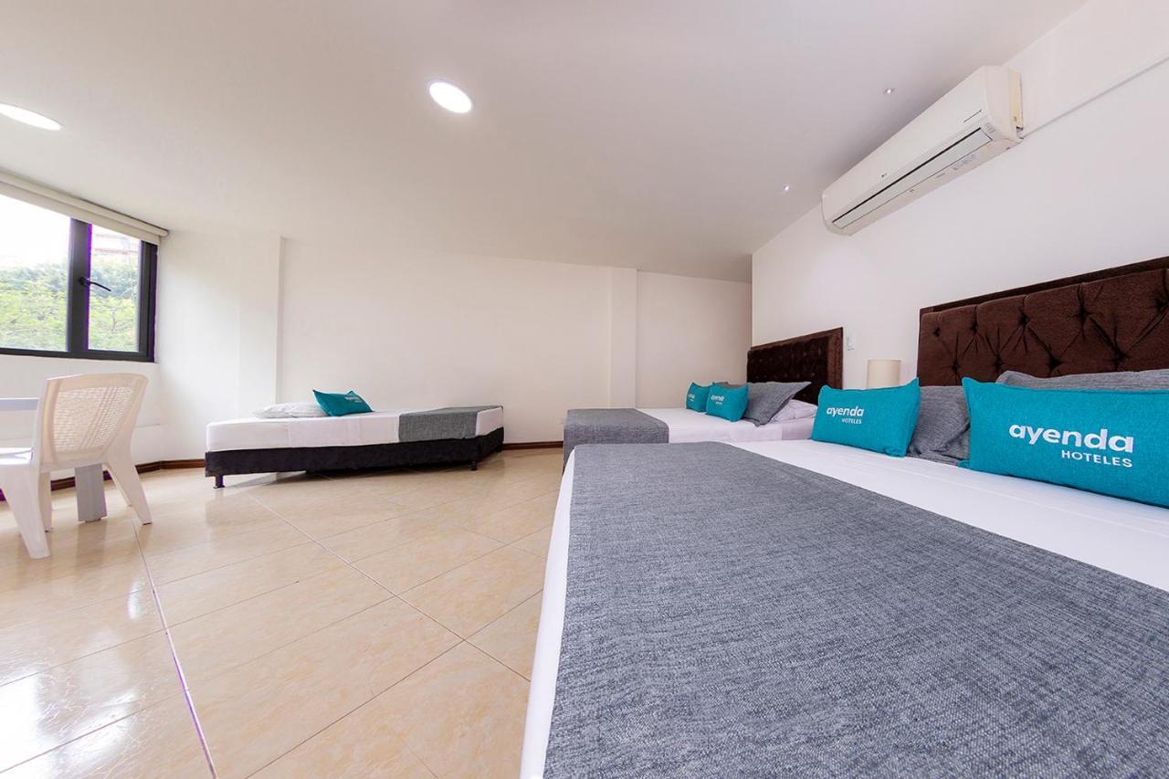 Hotel Ayenda Palo Alto Medellín Buitenkant foto