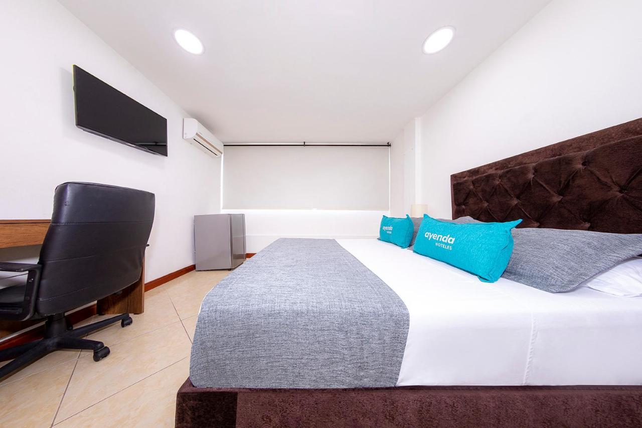 Hotel Ayenda Palo Alto Medellín Buitenkant foto