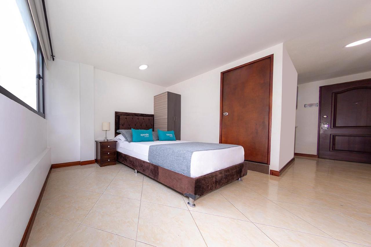 Hotel Ayenda Palo Alto Medellín Buitenkant foto