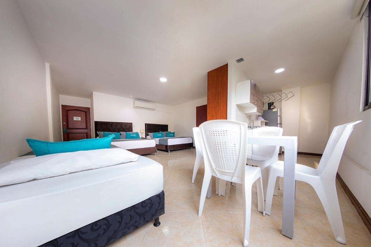 Hotel Ayenda Palo Alto Medellín Buitenkant foto
